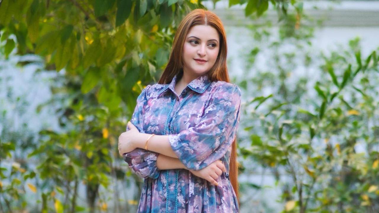 ‘আল্লাহ কিছু নেওয়ার আগে কিছু দিয়েও দেন’