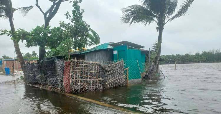 সেন্টমার্টিনে তলিয়ে গেছে