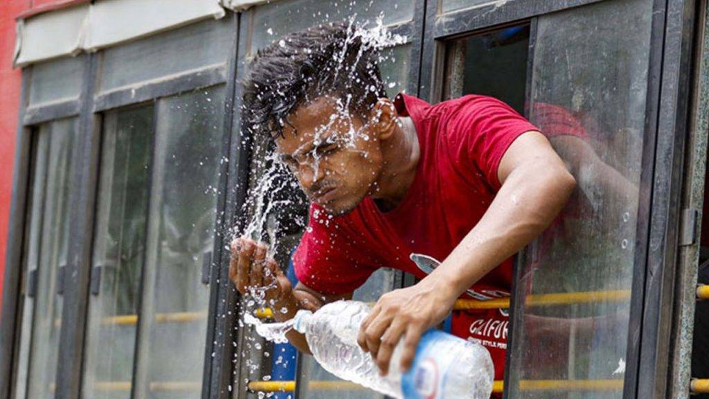 জেলায় তাপপ্রবাহ