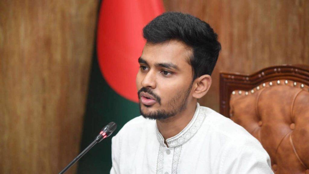 উপদেষ্টা আসিফ মাহমুদ